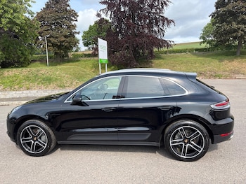 Used Porsche Macan 2019 for sale - 75110213: Photo
