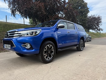 Used Toyota Hilux 2019 for sale - 75477638: Photo