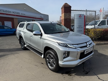 Mitsubishi - L200