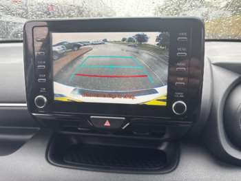 Used Toyota Yaris 2022 for sale - 75298212: Photo