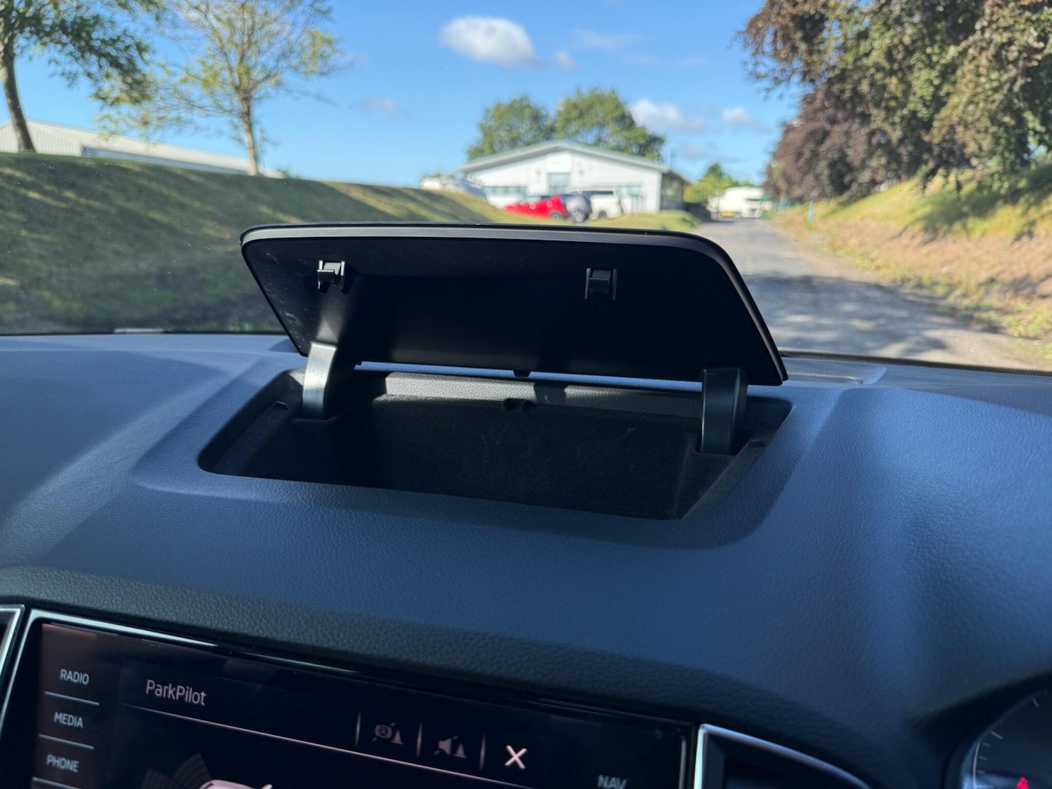Vehicle 28