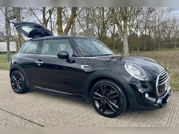 Used MINI Hatch 2018 for sale - 78231348: Photo