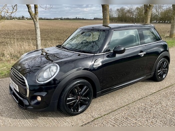 Used MINI Hatch 2018 for sale - 78231348: Photo