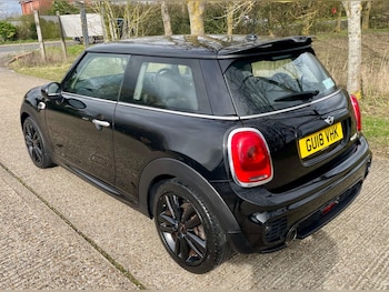 Used MINI Hatch 2018 for sale - 78231348: Photo