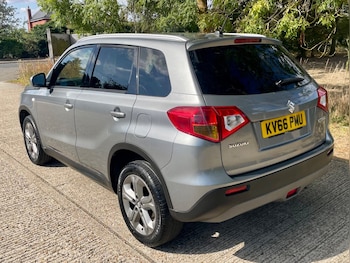 Used Suzuki Vitara 2016 for sale - 79373287: Photo