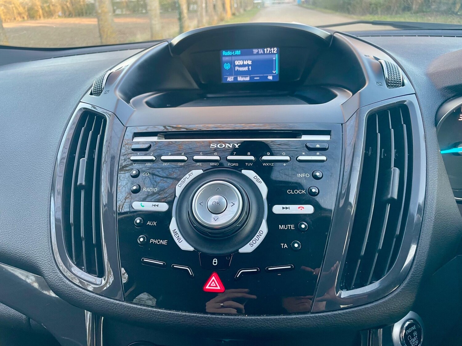 Used Ford Kuga 2015 for sale - 78190690: Photo 31