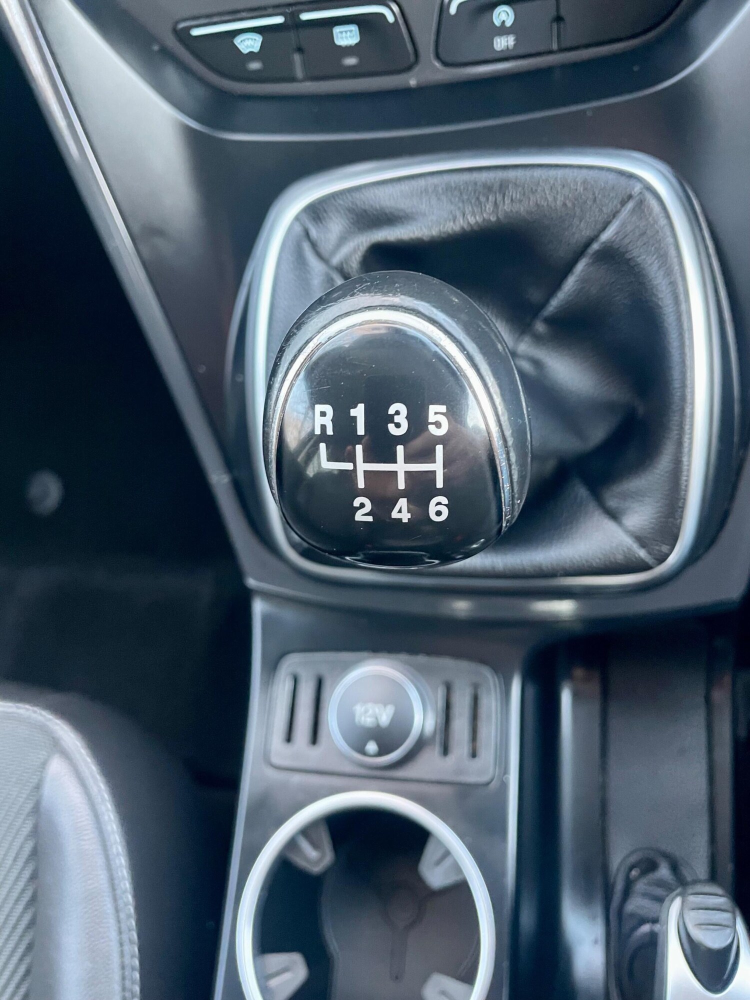 Used Ford Kuga 2015 for sale - 78190690: Photo 32