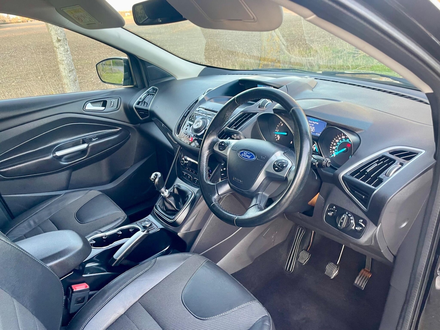 Used Ford Kuga 2015 for sale - 78190690: Photo 33