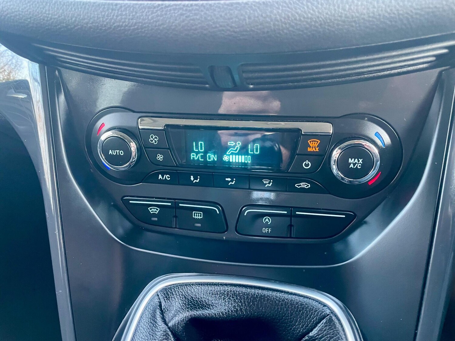 Used Ford Kuga 2015 for sale - 78190690: Photo 49