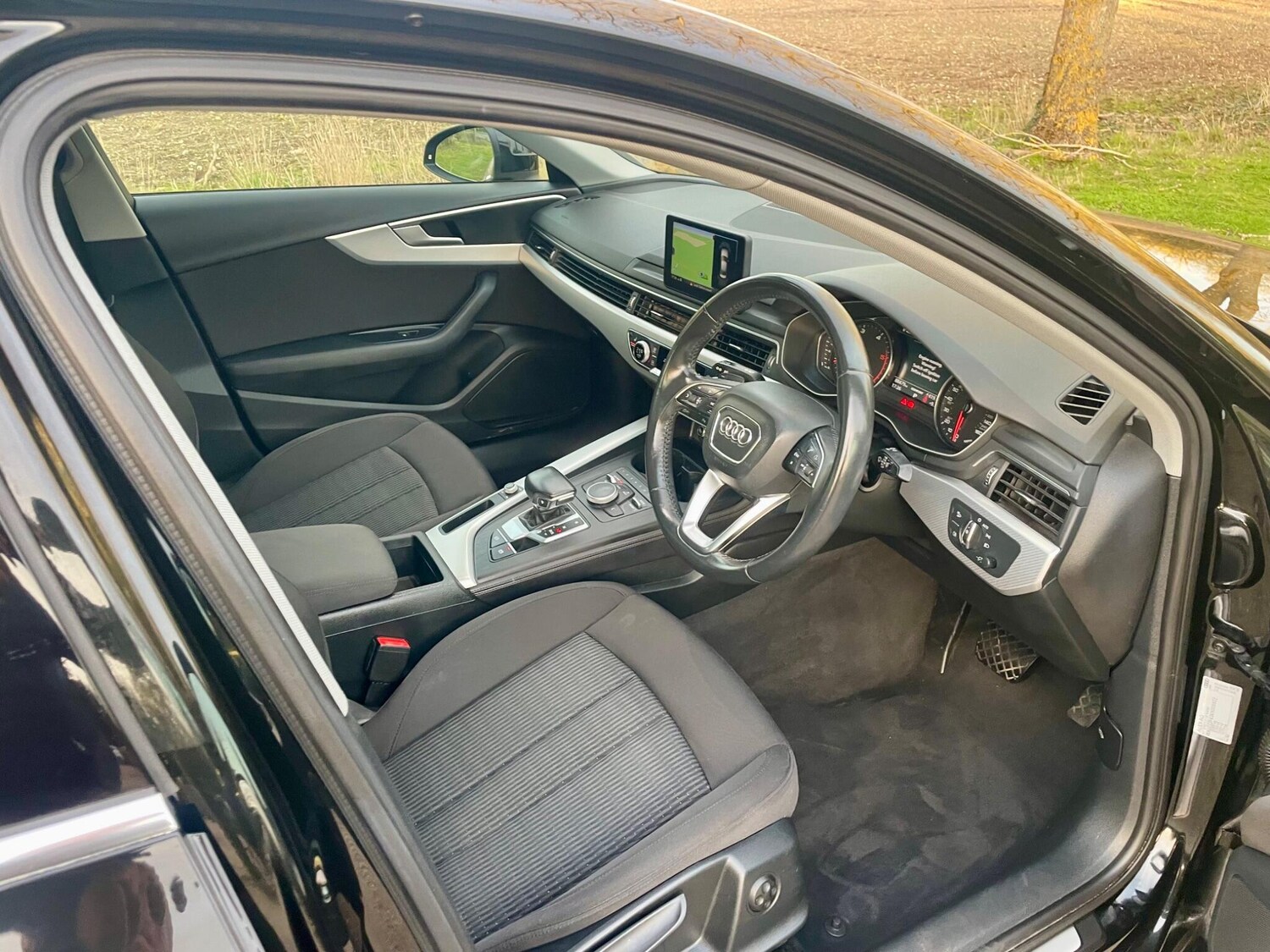 Used Audi A4 2019 for sale - 78190693: Photo 35