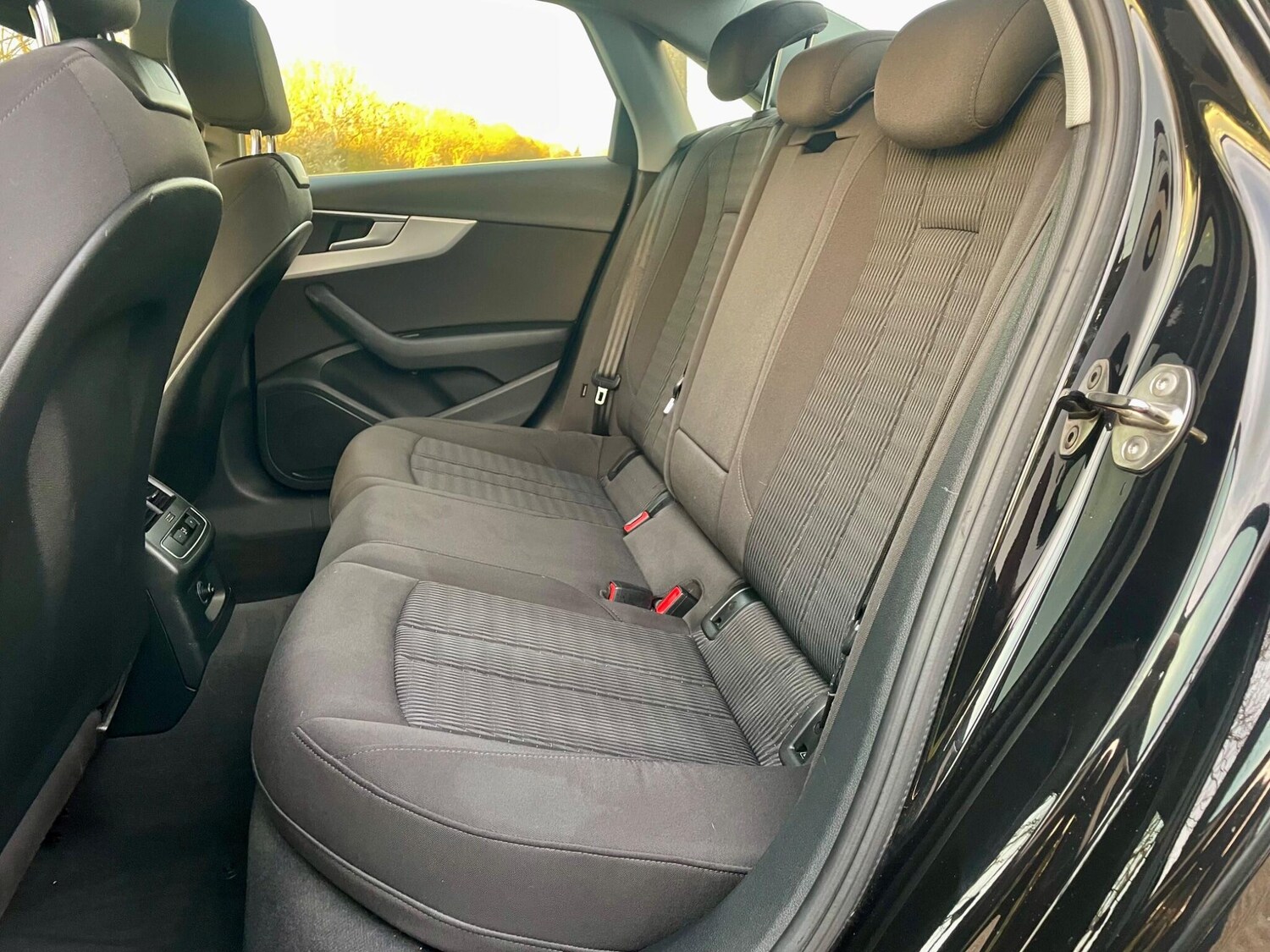 Used Audi A4 2019 for sale - 78190693: Photo 37