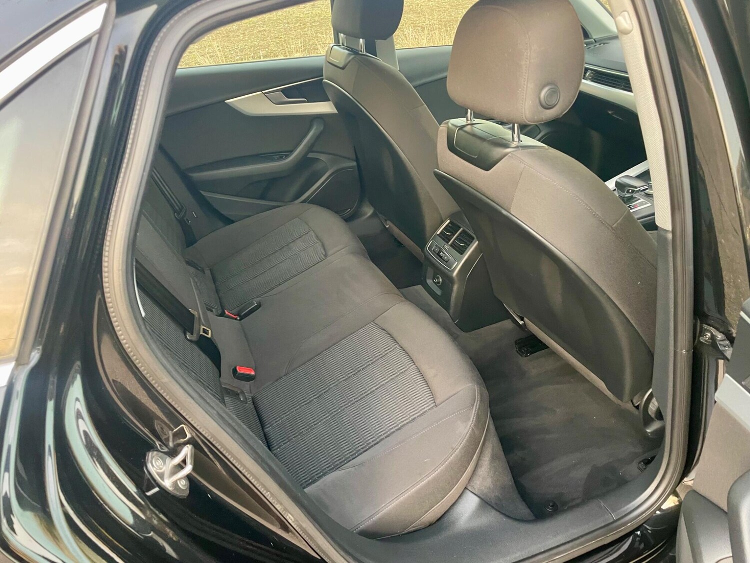 Used Audi A4 2019 for sale - 78190693: Photo 39