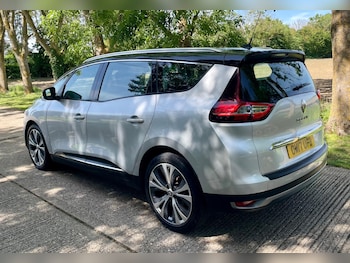 Used Renault Grand Scenic 2017 for sale - 78586873: Photo