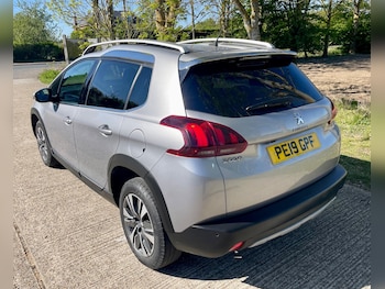 Used Peugeot 2008 2019 for sale - 79453284: Photo