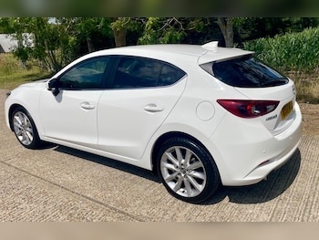 Used Mazda Mazda3 2017 for sale - 79061462: Photo