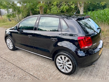 Used Volkswagen Polo 2011 for sale - 79169594: Photo