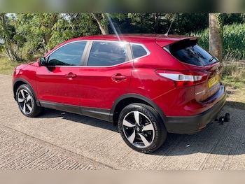 Used Nissan Qashqai 2015 for sale - 78947206: Photo