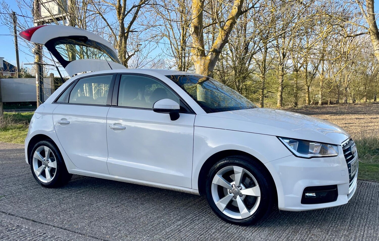 Used Audi A1 2016 for sale - 78190687: Photo 8