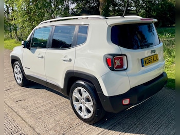 Used Jeep Renegade 2016 for sale - 79374011: Photo