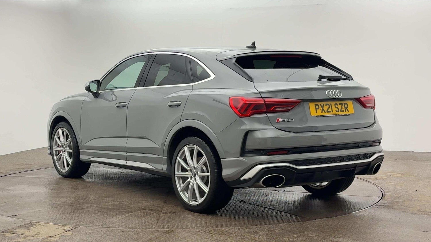 Used Audi RS Q3 2021 for sale - 77382544: Photo 2