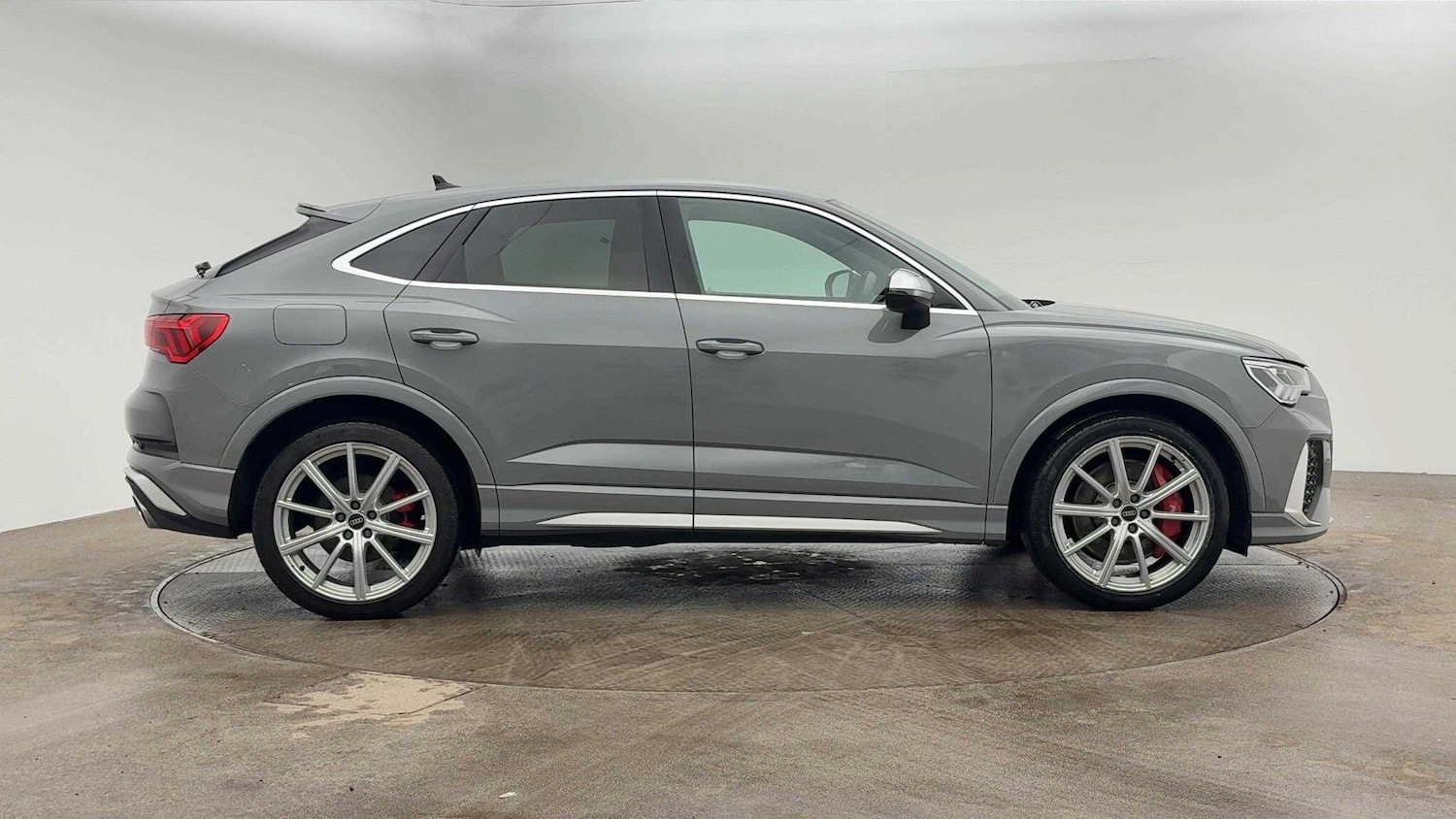 Used Audi RS Q3 2021 for sale - 77382544: Photo 3