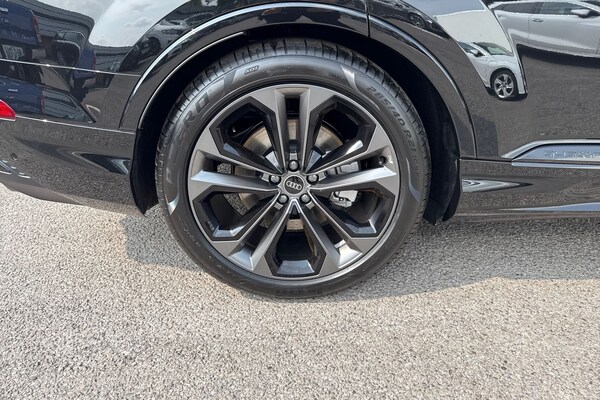 Used Audi Q7 2025 for sale - 75786204: Photo 10