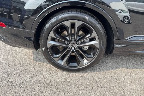 Used Audi Q7 2025 for sale - 75786204: Photo 12