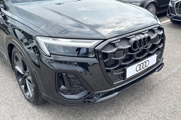 Used Audi Q7 2025 for sale - 75786204: Photo 8