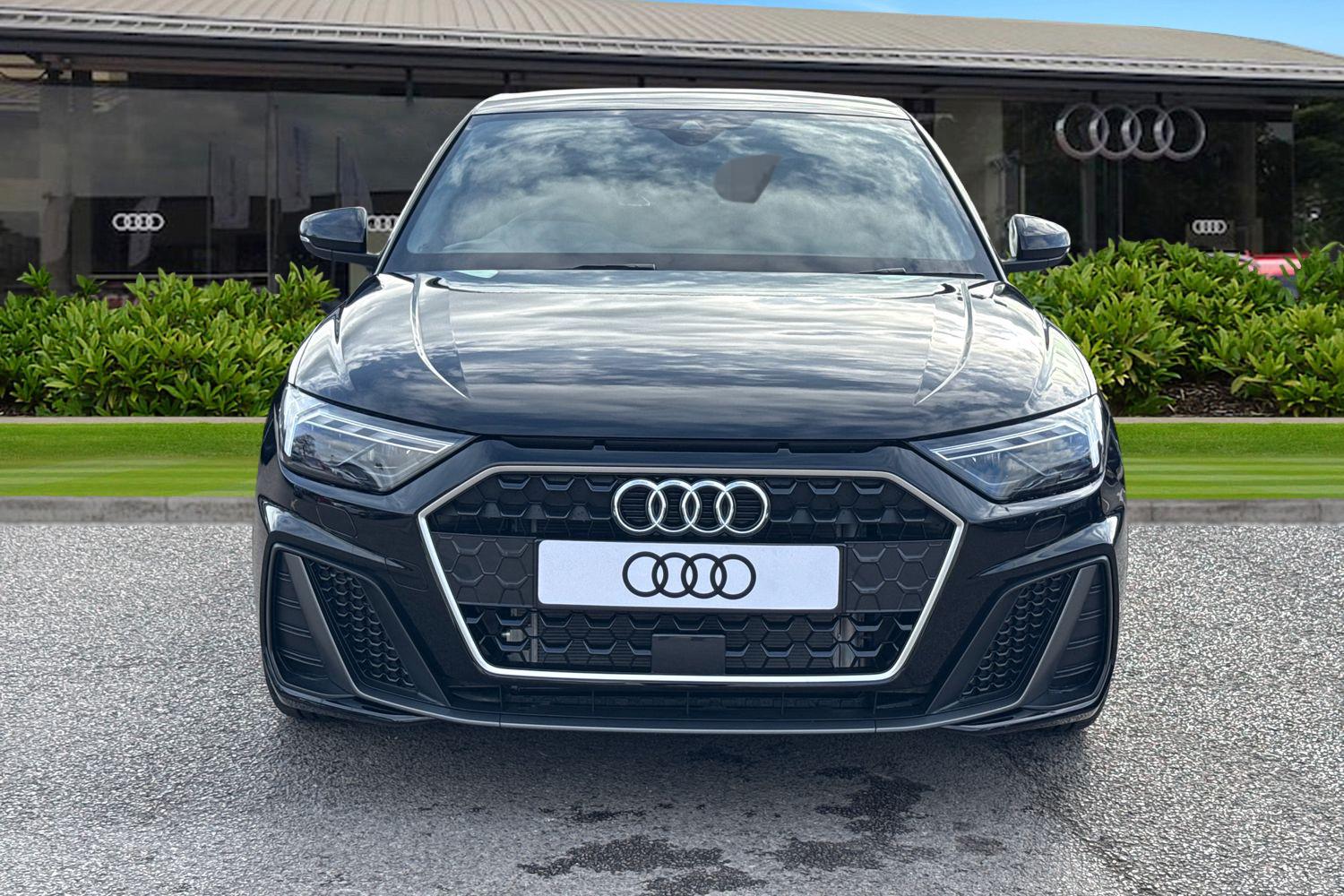 Used Audi A1 2026 for sale - 77557397: Photo 5