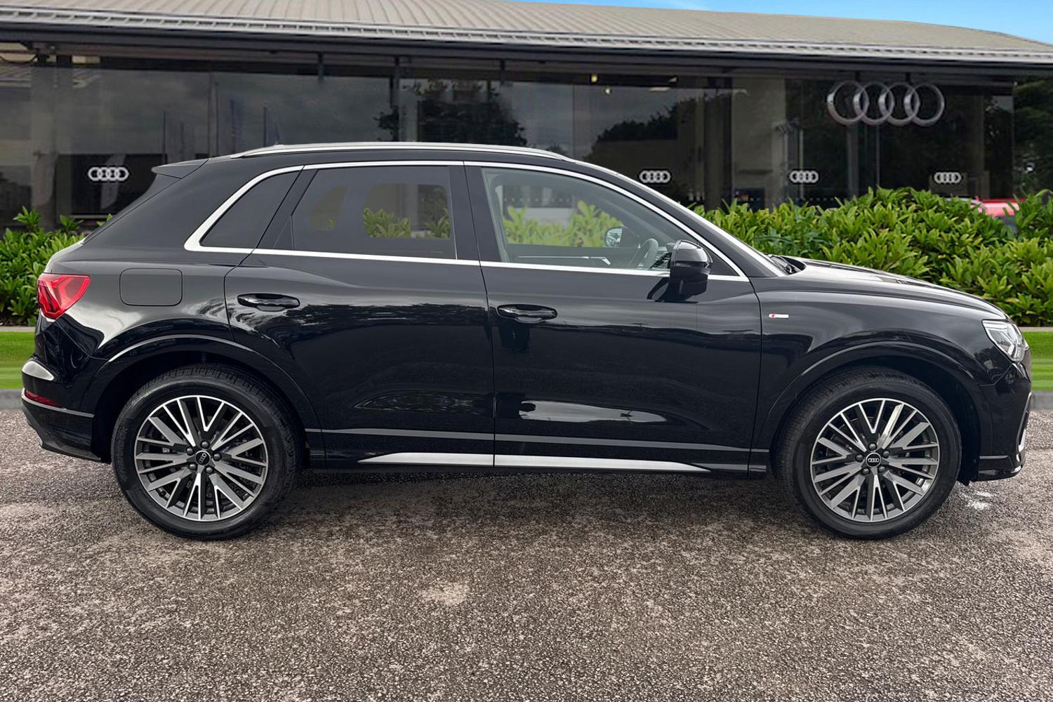 Used Audi Q3 2025 for sale - 76697774: Photo 3