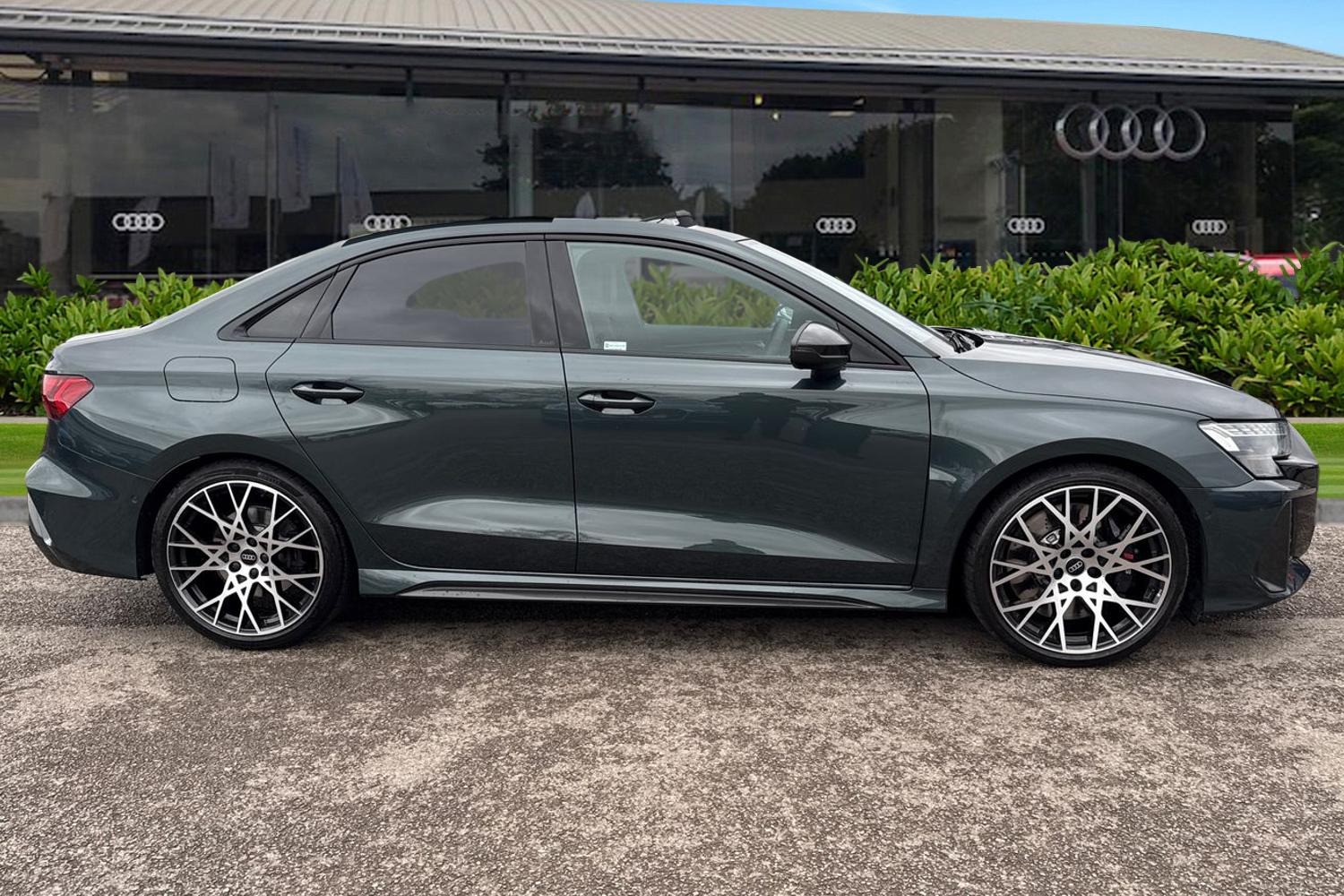 Used Audi RS3 2025 for sale - 77680157: Photo 3