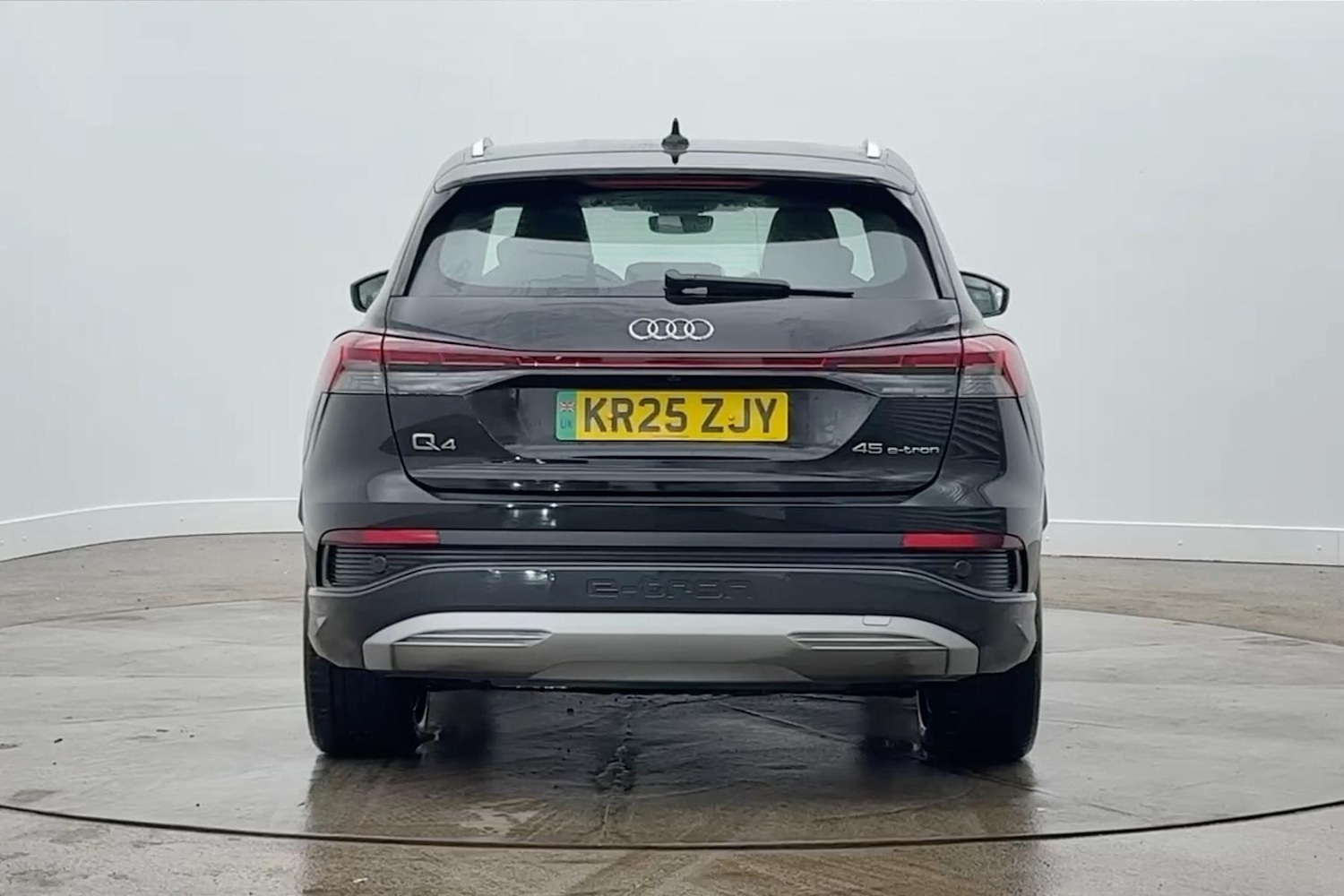 Used Audi Q4 e-tron 2025 for sale - 77340964: Photo 4