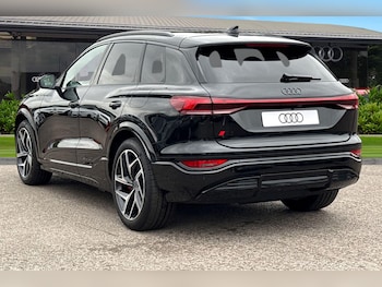 Used Audi Q6 e-tron 2025 for sale - 75787888: Photo