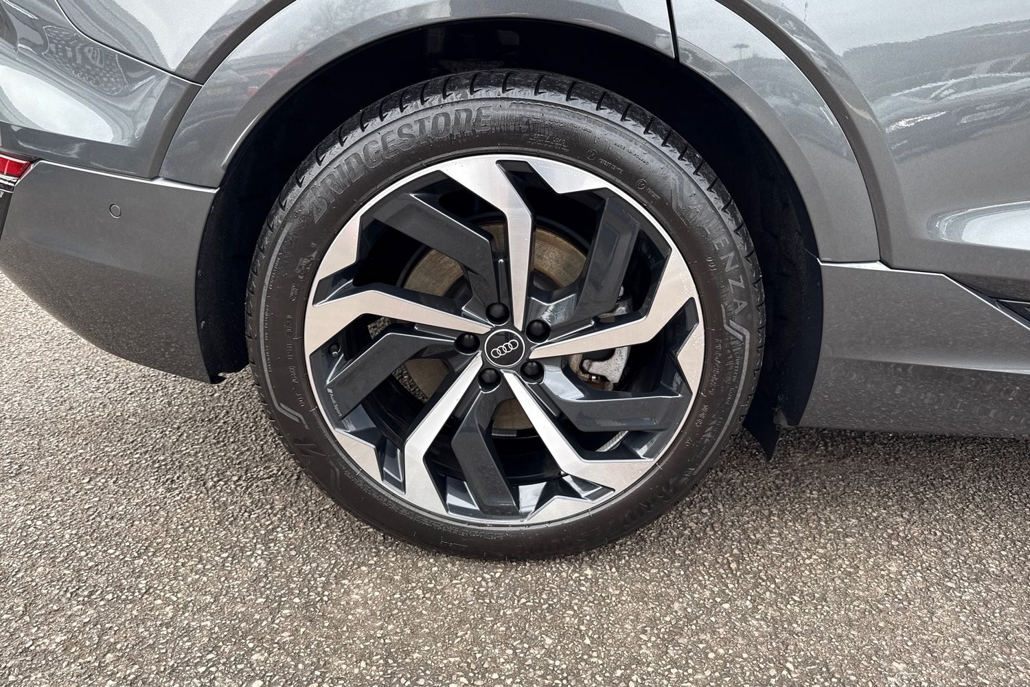 Used Audi Q8 e-tron 2024 for sale - 77407588: Photo 24