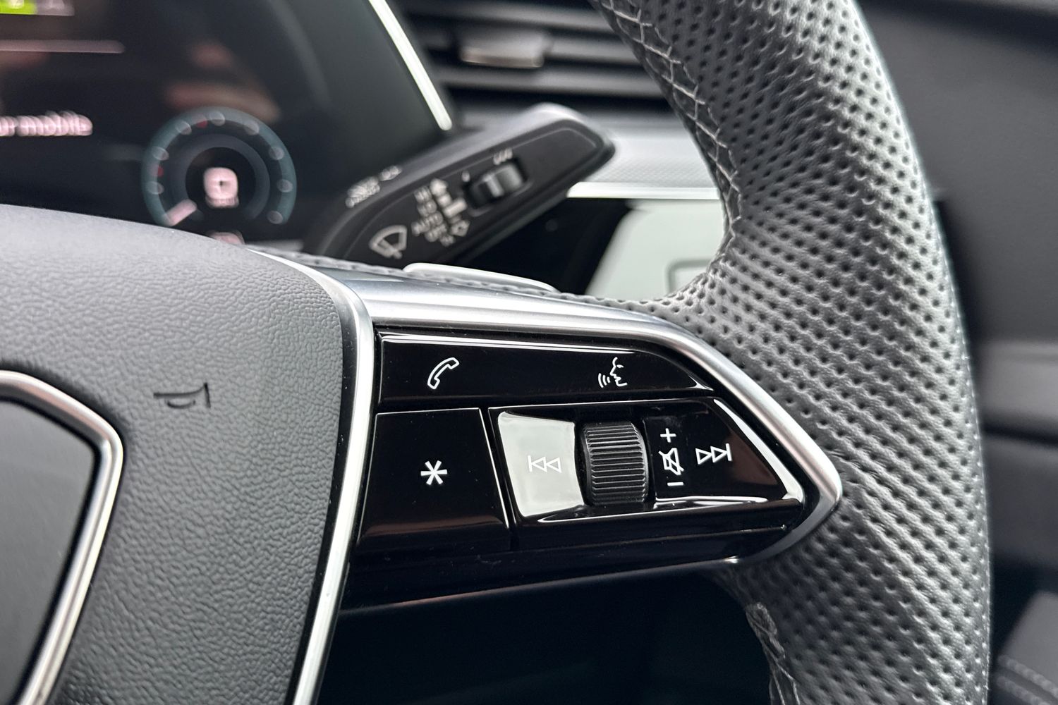 Used Audi Q8 e-tron 2024 for sale - 77407588: Photo 26