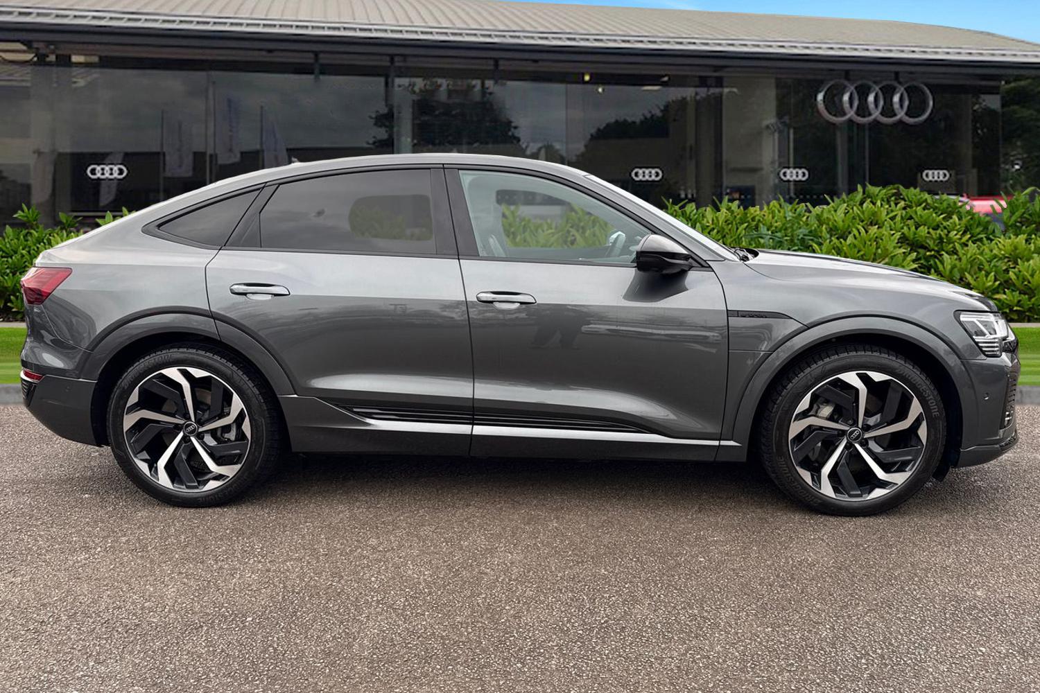 Used Audi Q8 e-tron 2024 for sale - 77407588: Photo 3