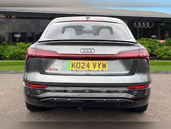 Used Audi Q8 2024 for sale - 77407588: Photo