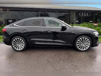 Used Audi e-tron 2023 for sale - 77382987: Photo