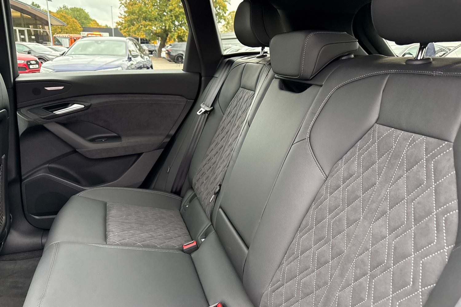 Used Audi Q6 e-tron 2025 for sale - 76177432: Photo 18