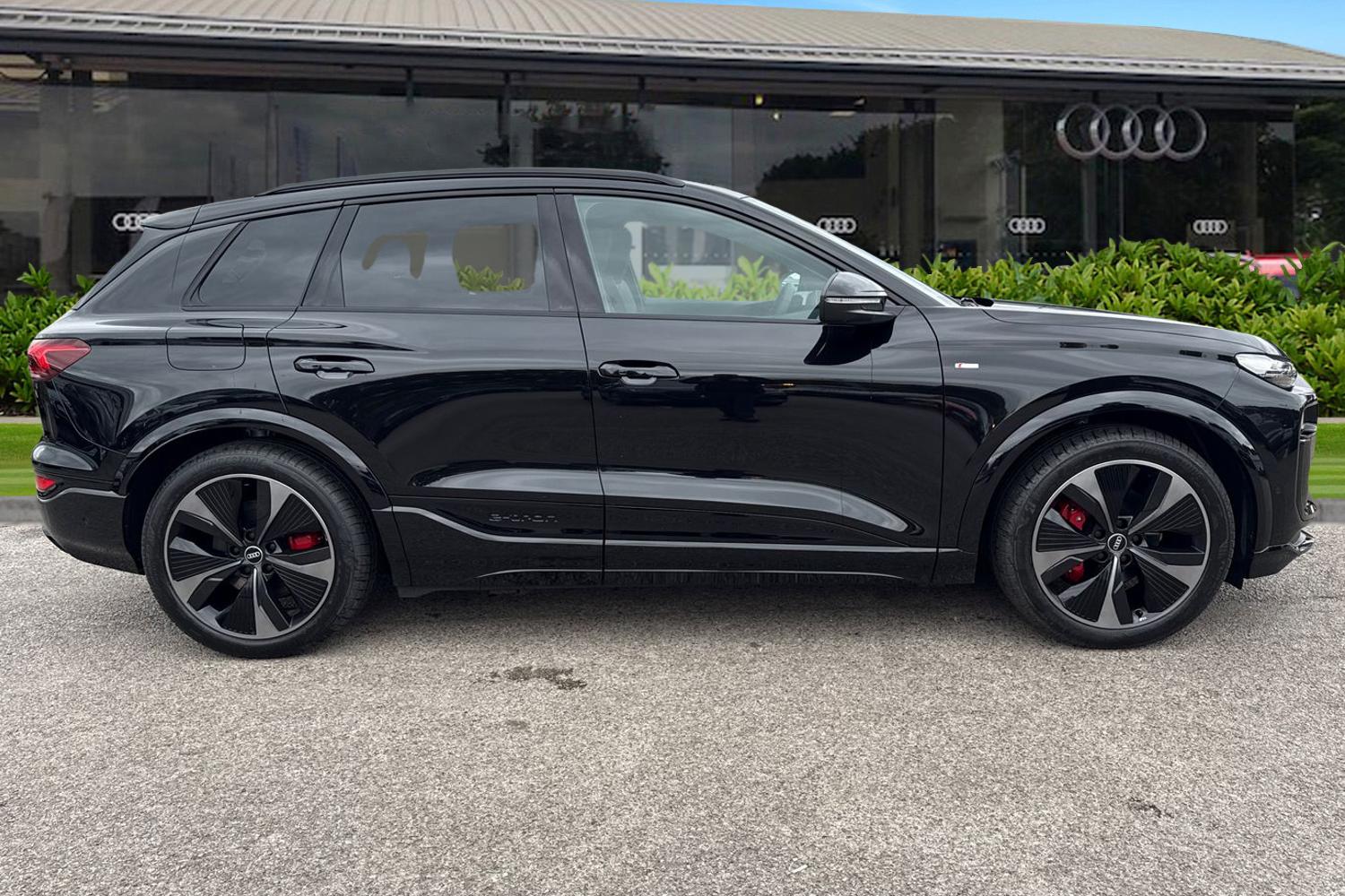 Used Audi Q6 e-tron 2025 for sale - 76177432: Photo 3