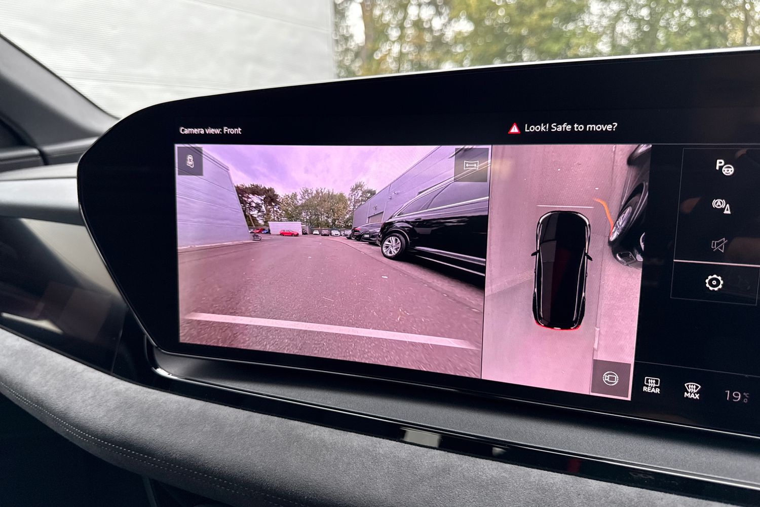 Used Audi Q6 e-tron 2025 for sale - 76177432: Photo 30