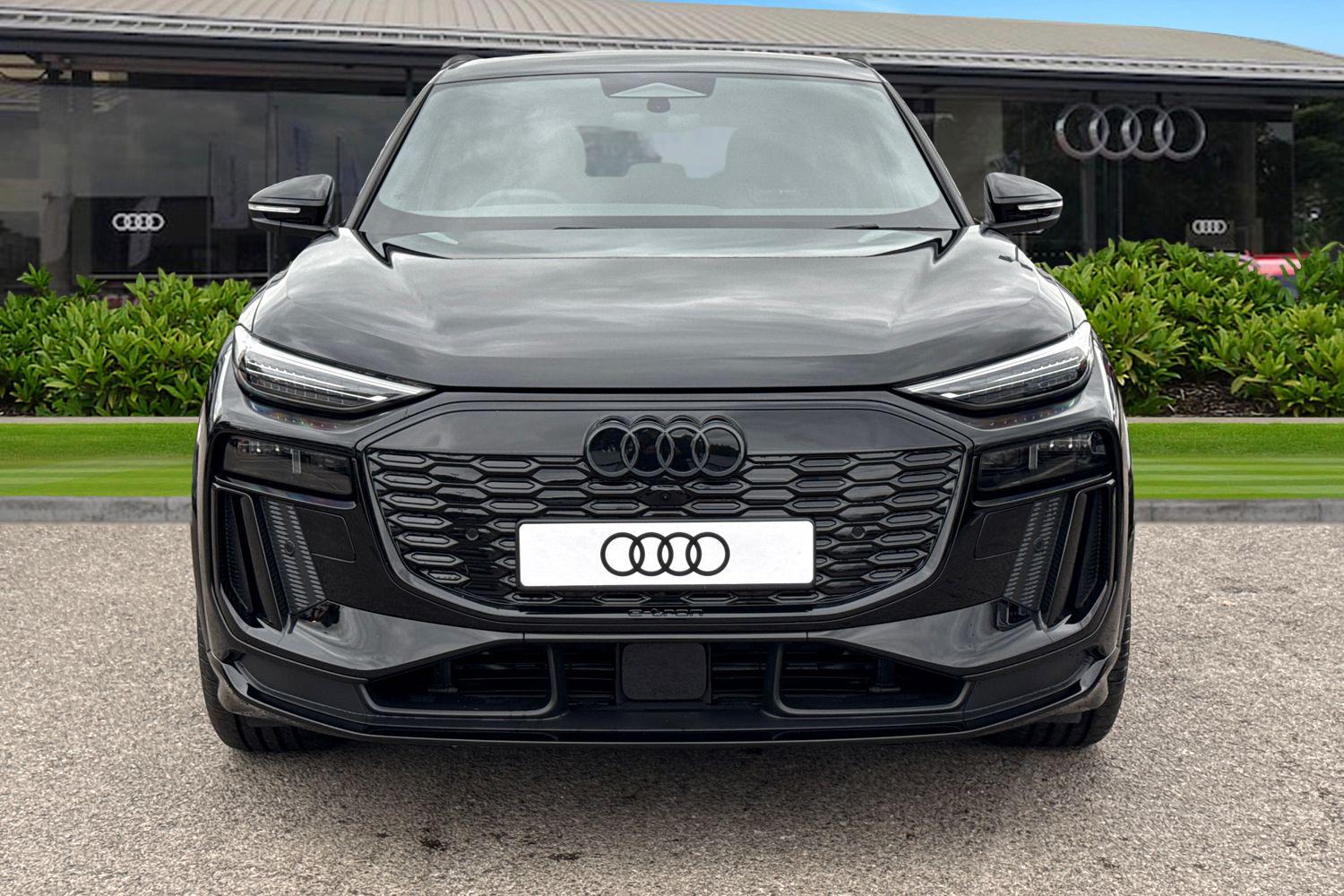 Used Audi Q6 e-tron 2025 for sale - 76177432: Photo 5