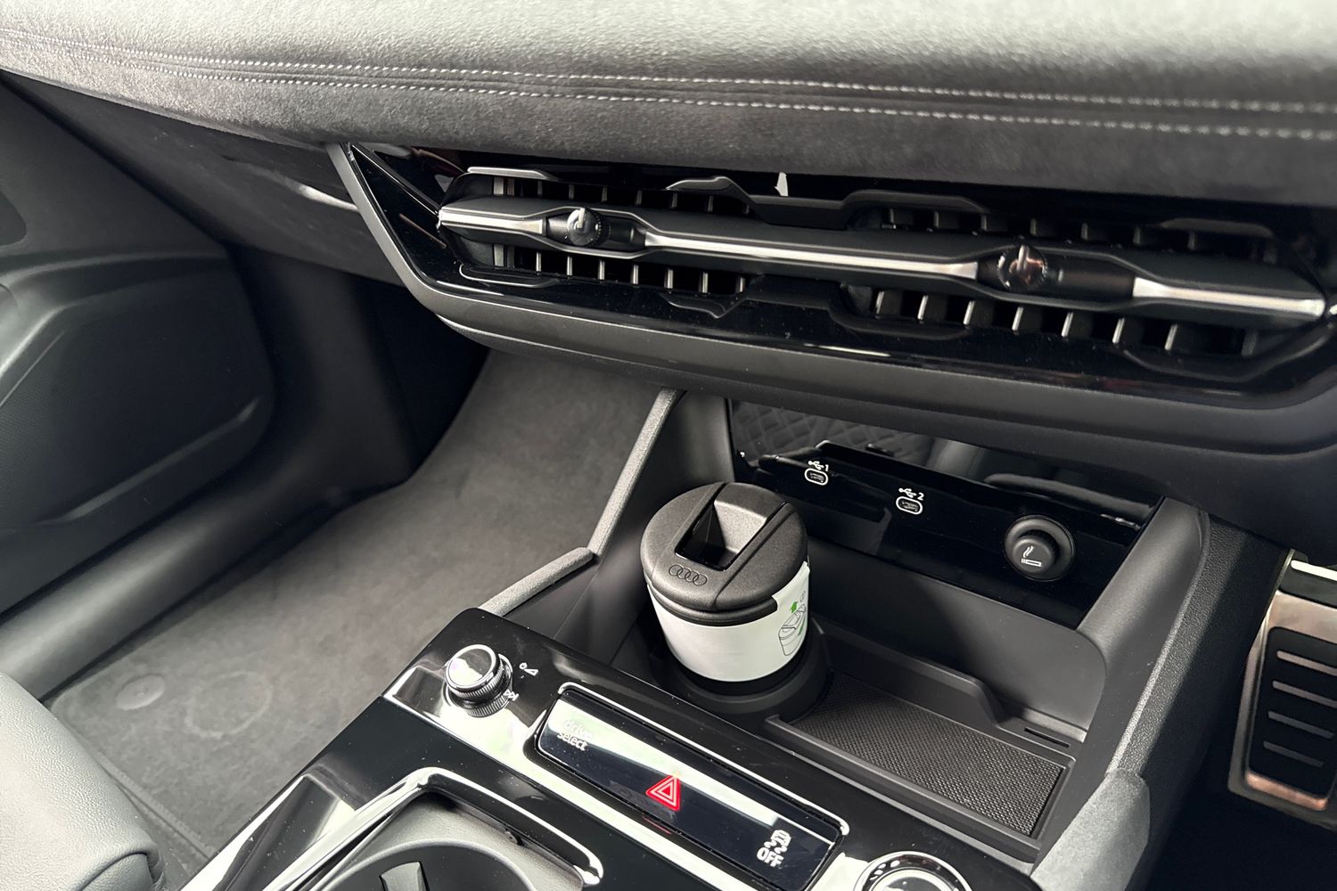 Used Audi Q6 e-tron 2025 for sale - 76177432: Photo 53