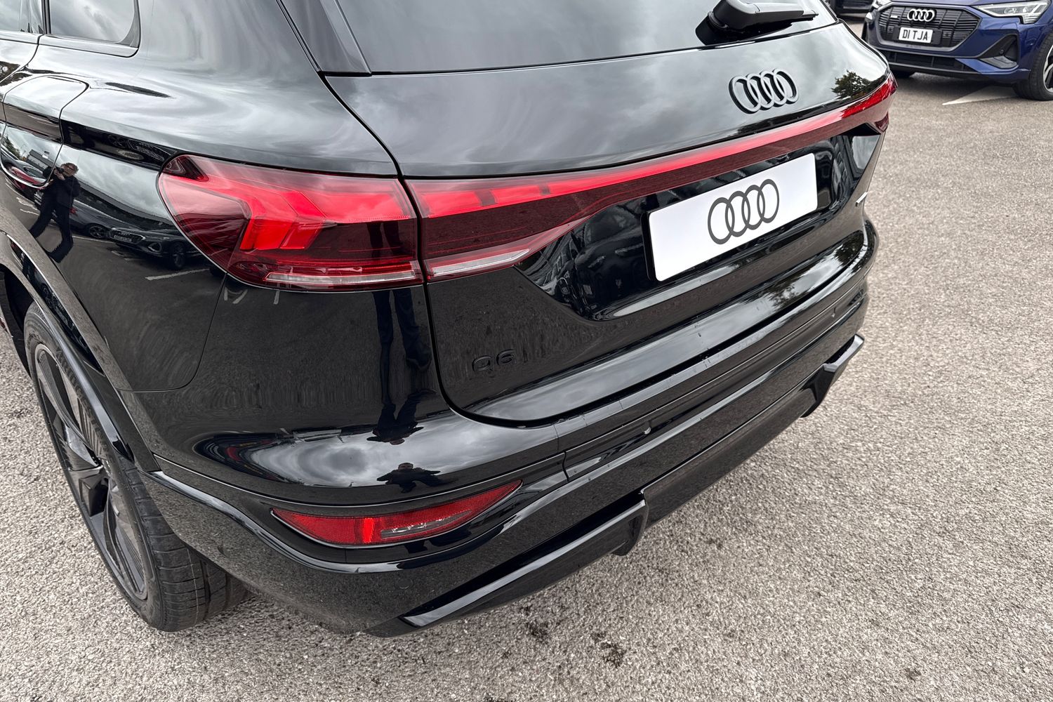 Used Audi Q6 e-tron 2025 for sale - 76177432: Photo 7