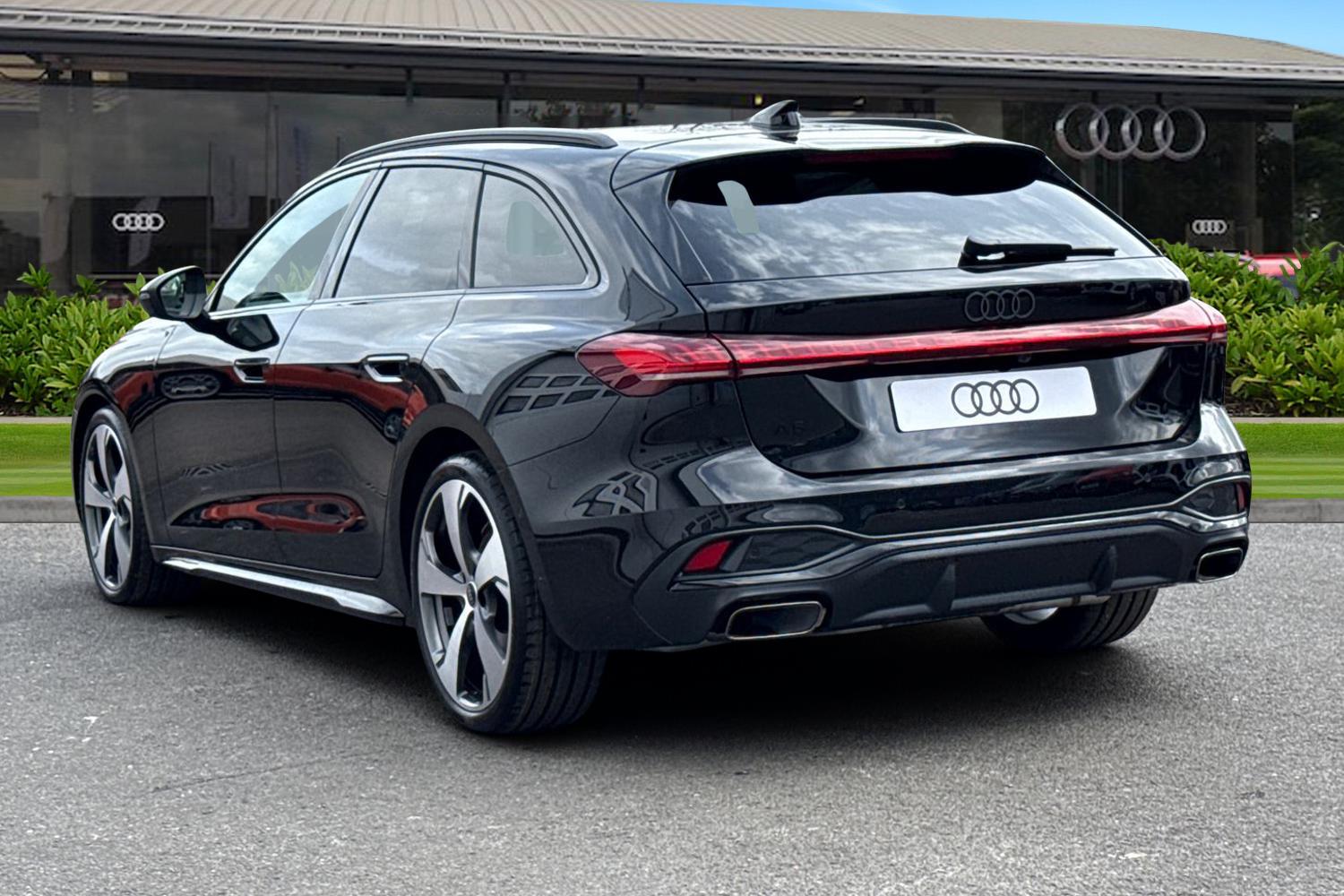 Used Audi A5 2025 for sale - 76182160: Photo 2