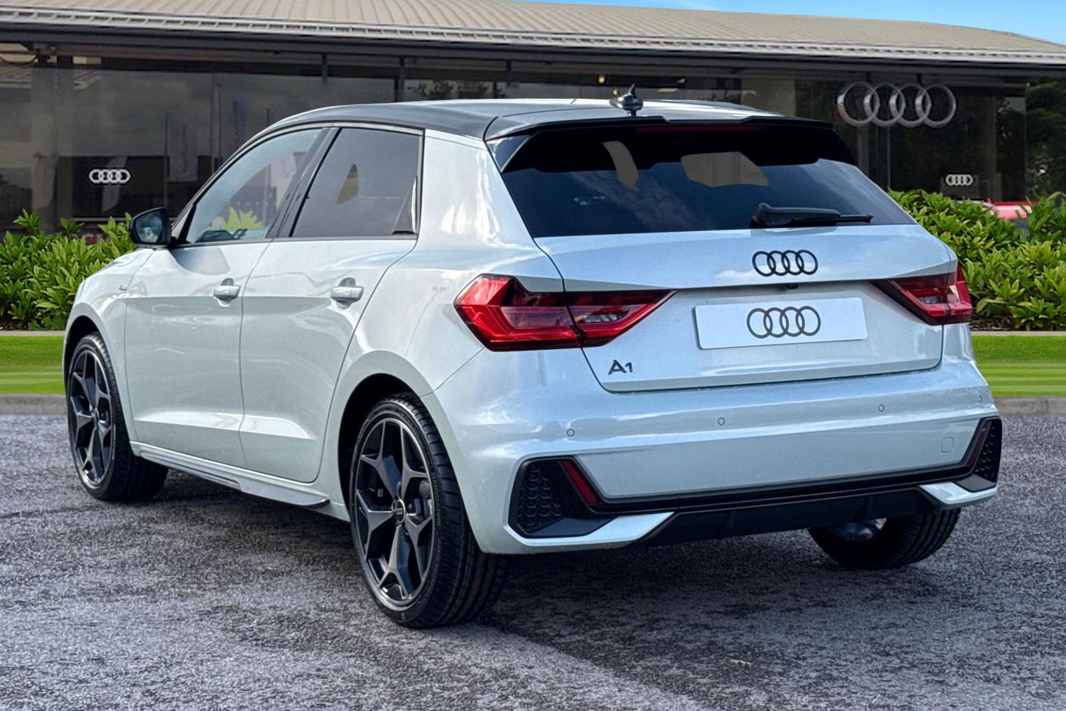 Used Audi A1 2025 for sale - 76353178: Photo 2