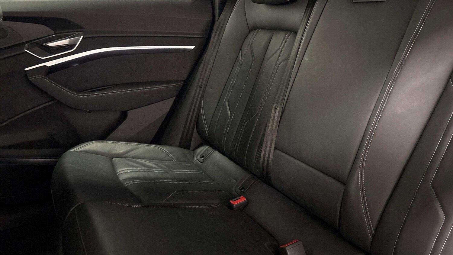 Used Audi e-tron 2021 for sale - 77620543: Photo 7