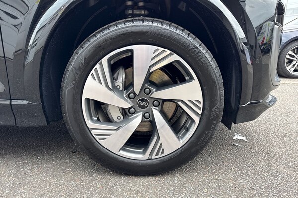 Used Audi Q6 e-tron 2025 for sale - 74928093: Photo 10