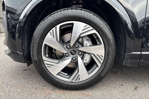 Used Audi Q6 e-tron 2025 for sale - 74928093: Photo 11