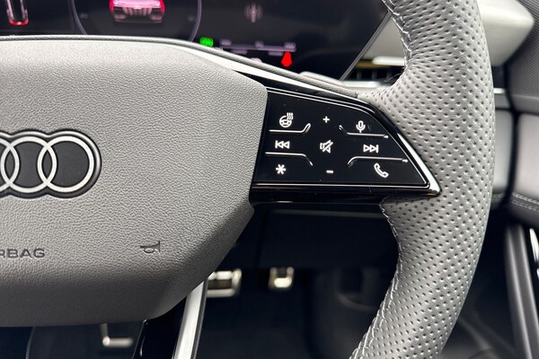 Used Audi Q6 e-tron 2025 for sale - 74928093: Photo 25